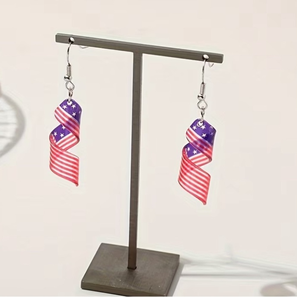 Patriotic Spiral Earrings America 250